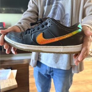 2014 LE Nike SB Dunk Low Oil Spill